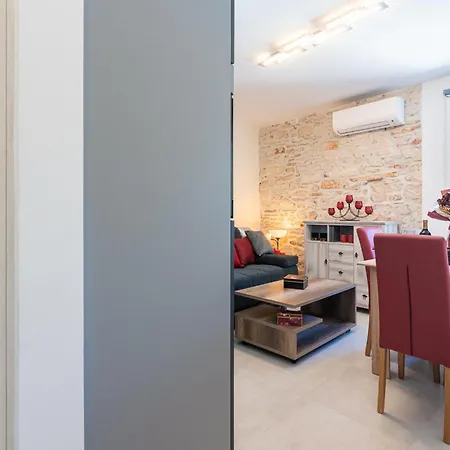Nice In With Kitchen Appartamento