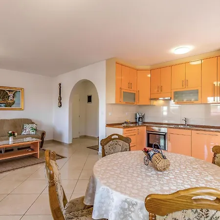 In With Kitchen *